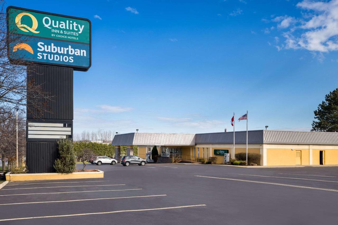 Quality Inn And Suites Fairgrounds - Syracuse Seneca Knolls Exterior foto
